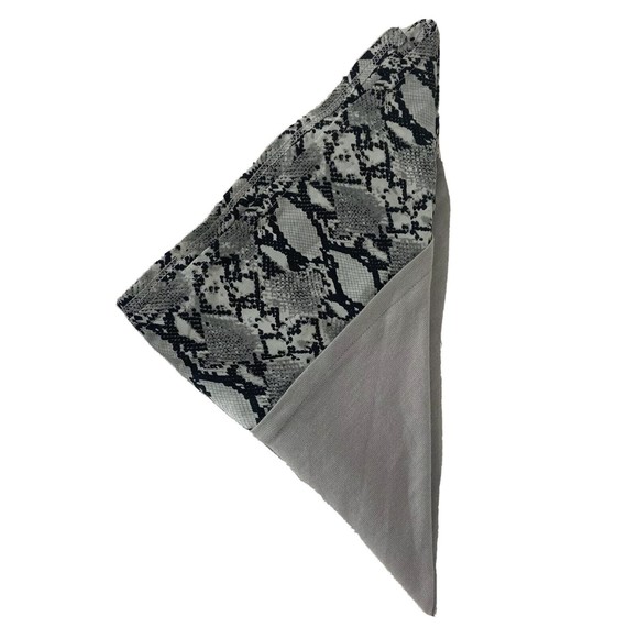 Popover Shawl One Size Gray Animal Print Trim Stretch Convertible KAT + Bryn - Picture 3 of 5